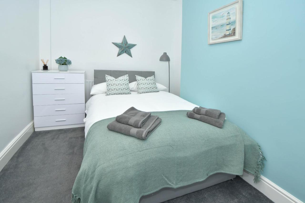 Find A Spacious And Stylish Escape In The City Centre At Sturgess House, Perfect For Longer Stays! Stoke-on-Trent Экстерьер фото